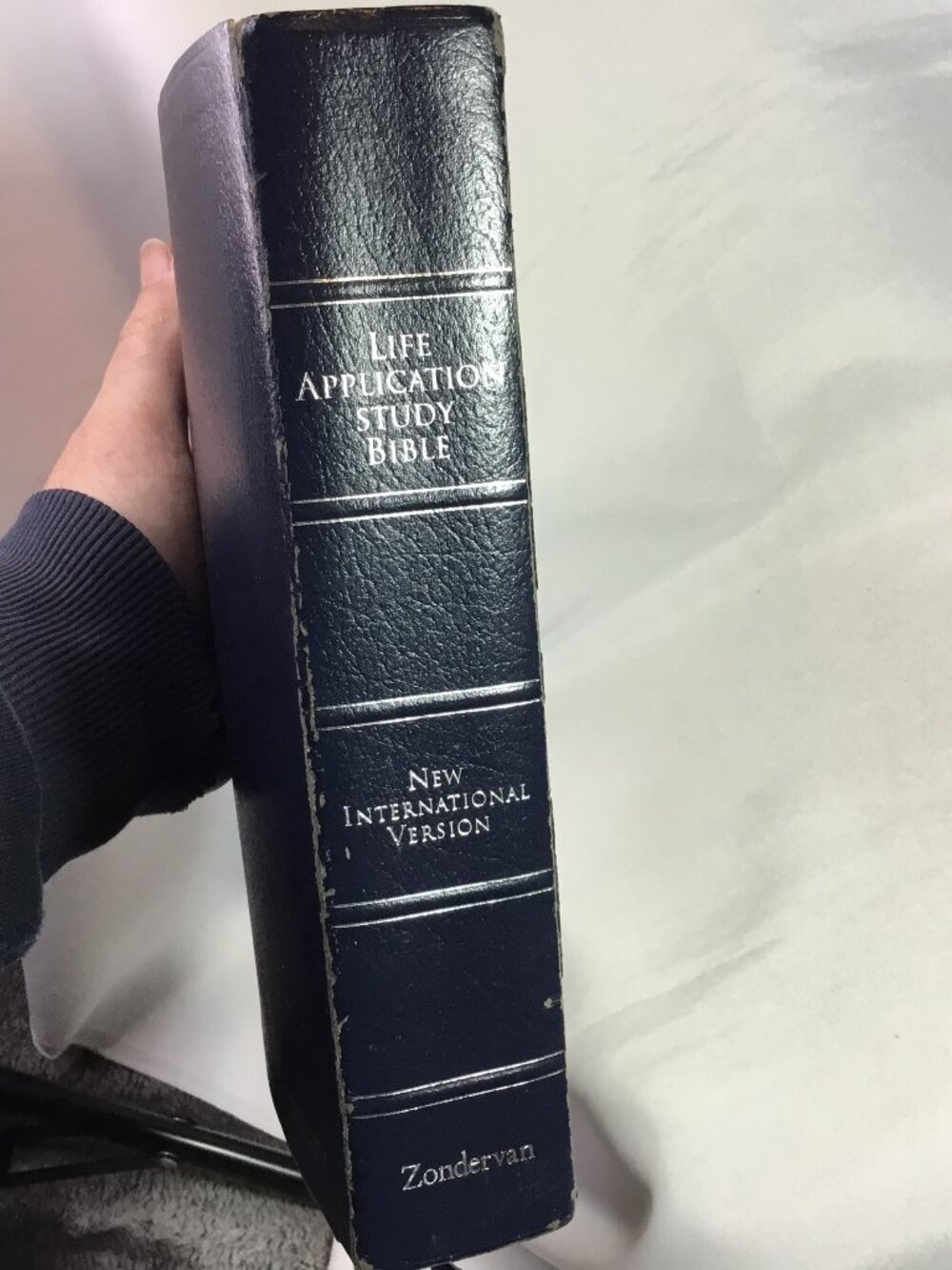 Life Application Study Bible NIV Zondervan Bonded Leather Dark Blue Gilded Edges